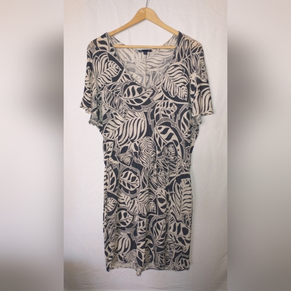 GAP Tribal Pattern Boho Leaf Print Short Sleeve Bohemian Dress Soft Size Medium - Picture 1 of 2